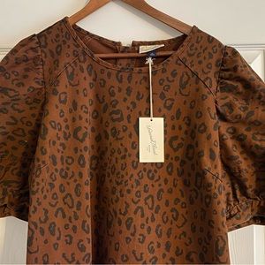 NWT Universal Threads size 18 knee length dress leopard print